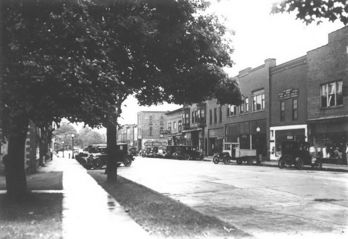 Bangor - Old Postcard Photos Of Bangor (newer photo)